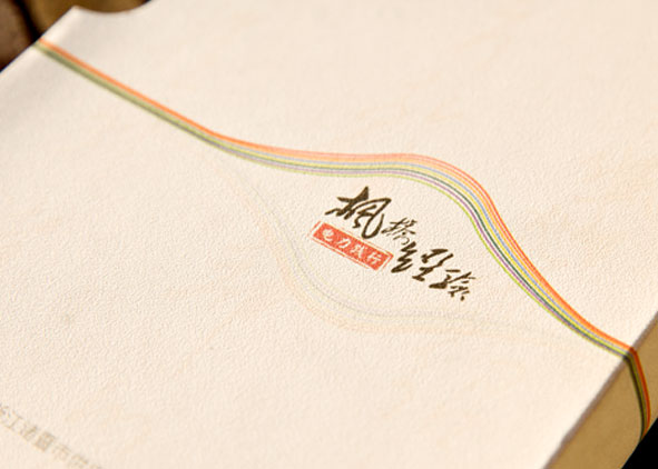 將創(chuàng)新元素應用到宣傳冊設計中