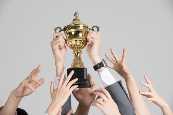 注冊(cè)商標(biāo)需要工商局認(rèn)可，品牌定位卻需要消費(fèi)者認(rèn)可。品牌管家石特，三個(gè)定位方法清晰品牌定位。