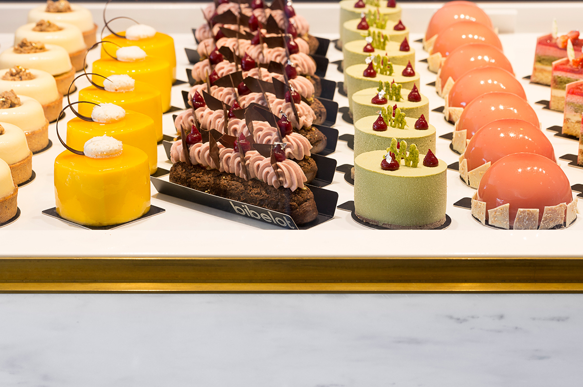 歐式甜品店品牌包裝設計，飲品與甜點的天堂