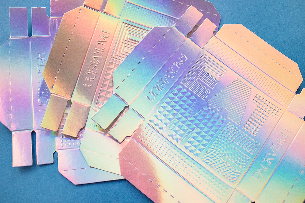 方形小巧克力食品包裝設計，閃亮的包裝設計