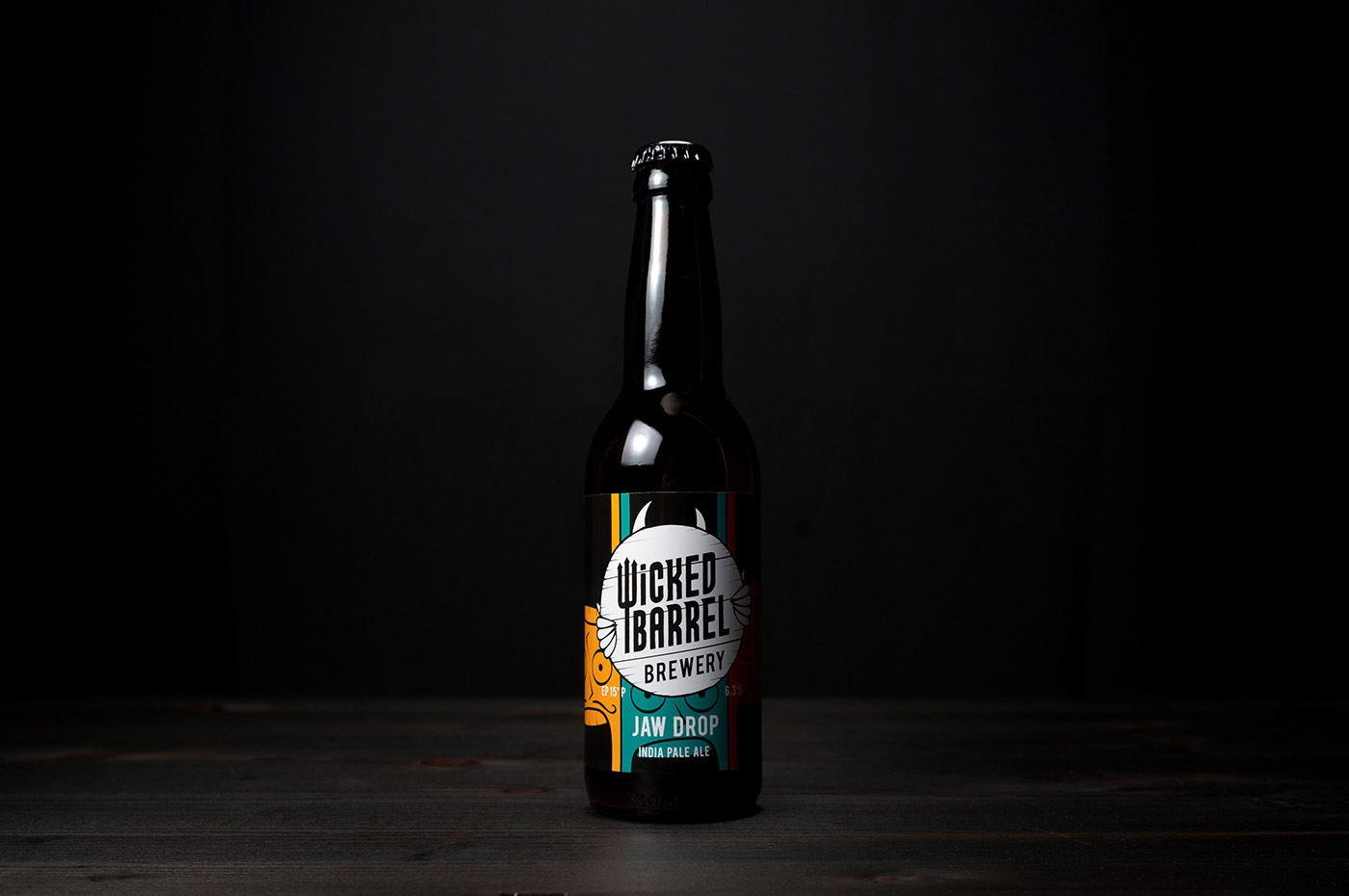 邪惡的啤酒包裝設計，喝了會掉下巴哦